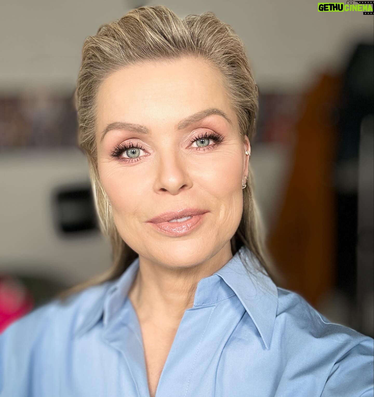 Bridget Maasland Instagram - Bijna weekend, wat zijn jullie plannen met dit lente zonnetje?