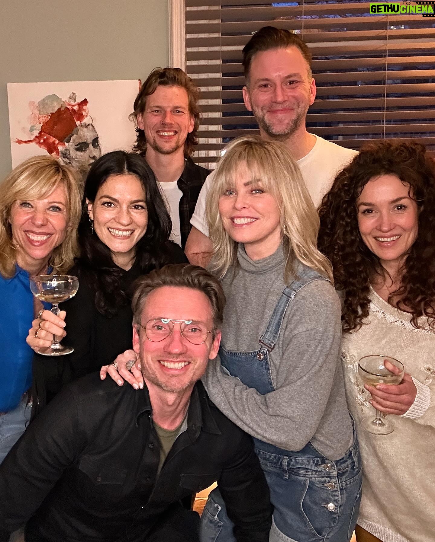 Bridget Maasland Instagram - ‘Stap 13’ is een feit. Wat een heerlijk alcolvrij feestje hadden wij. Op naar meer van dit soort feesten met lieve mensen, mooie gesprekken en zonder kater wakker worden. 💋