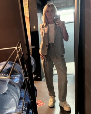 Bridget Maasland Instagram - 💚Last week💚

Vergeet je niet in te schrijven voor de nieuwsbrief van GRAPES, zondagochtend ontvang je de eerste dus schrijf je snel in. Link in bio 🔗