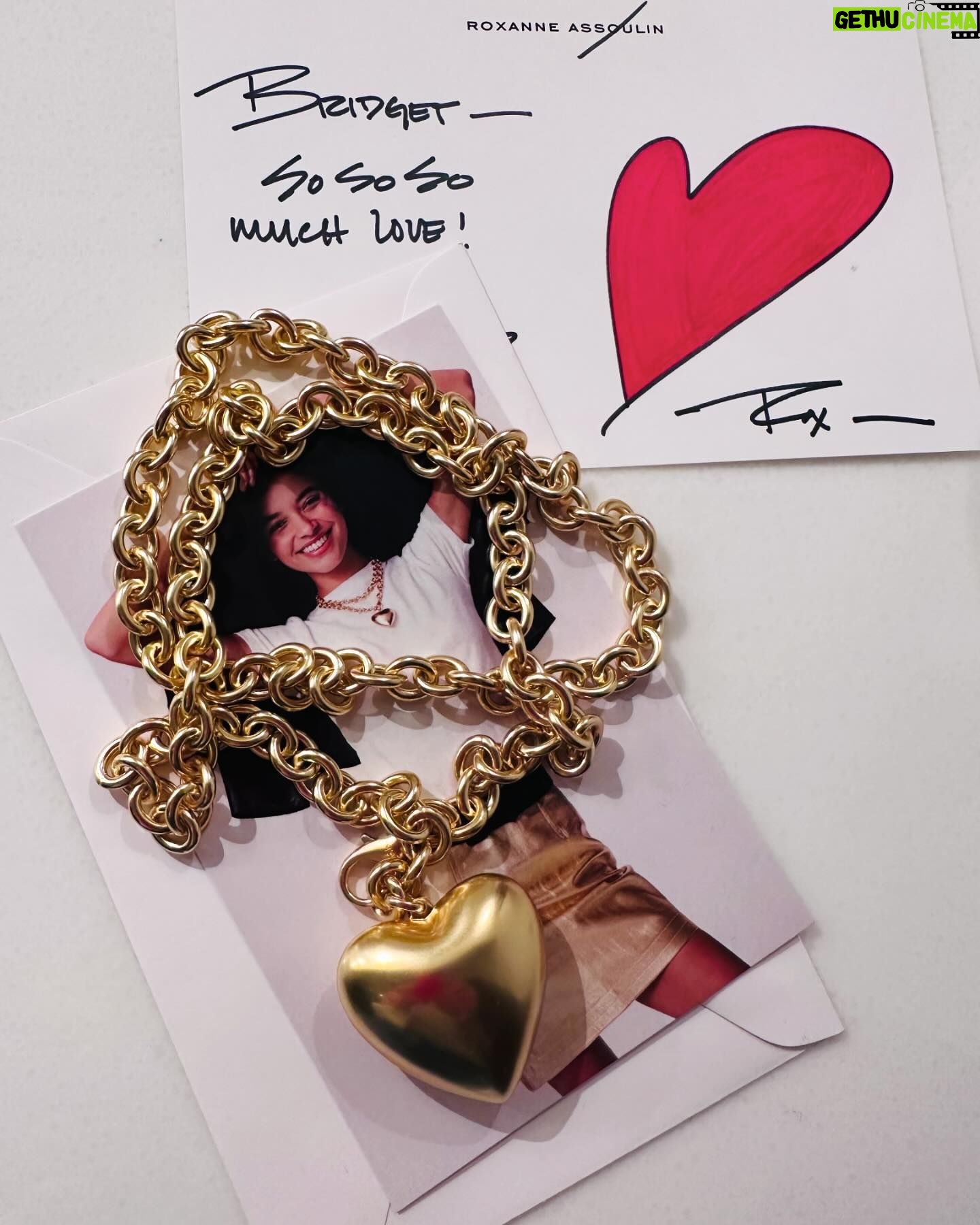 Bridget Moynahan Instagram - In another segment of friends doing cool things… My friend @roxanneassoulin is bringing back this iconic piece just in time for Valentine’s Day. I’d argue it’s perfect to wear every day. #goldenheart #spreadlove #friendsdoingcoolthings