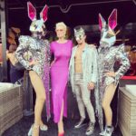 Brigitte Nielsen Instagram – Thanks @sandrastarlite @ignaciomaluquer for having me at your amazing @starlitefestival So much fun listening @michaelbolton Great summer in Marbella just started with you guys!