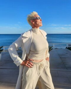 Brigitte Nielsen Instagram - pale ensemble