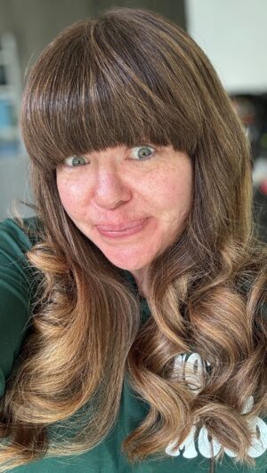 Briony May Williams Instagram - She’s gone blonder 😁 The greys are coming in thick and fast so I thought I’d add a bit of blonde into the mix ❤️ Thank you @charlene_theglasshouse , I loves it!! #newdo #freshtrim