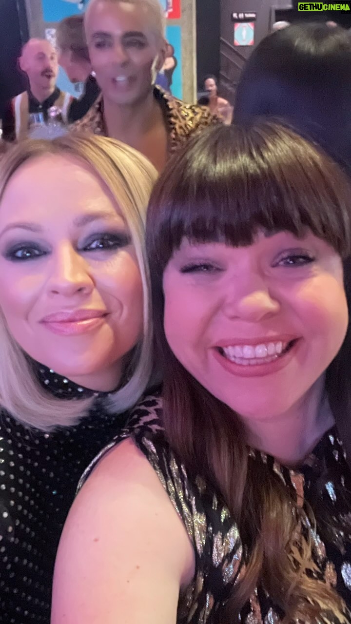 Briony May Williams Instagram - Oh what a night!!! It was just bloody wonderful seeing so many people with disabilities having the best time because the event was organised by @tiltingthelens with EVERYONE’s accessibility needs in mind. It was glorious!! I saw old friends, made new ones and had a blast! Thank you so much @thesineadburke and all your team for an exceptional evening ❤️ @smirnoff #accessibility #disability #disabilityhistorymonth #limbdifference #limbdifferenceawarenessmonth