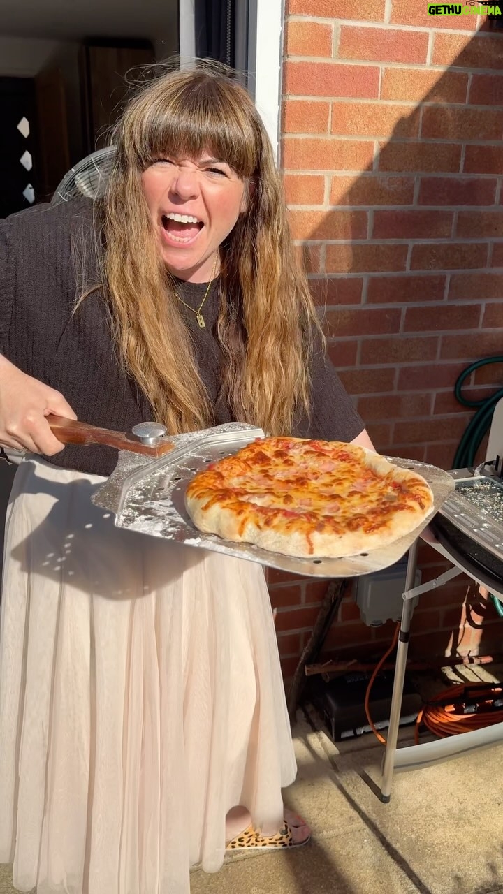 Briony May Williams Instagram - We’ve just got back from Italy and are missing the epic pizzas so we’ve been trying out our new @cuisinart_europe indoor pizza oven (we popped it outside as it’s a beautiful day!) on this glorious summer afternoon ❤️ It. Is. AMAZING!!! My bro went down to @thedoughkitchenbristol to get the delicious sourdough dough balls for the bases then we topped them and had crispy deliciousness in minutes!!! Thank you so much Cuisinart 🍕#gifted #giftedproduct #pizza #pizzaoven #homemadepizza