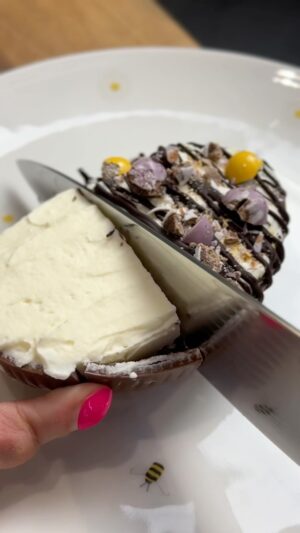 Briony May Williams Instagram - 🐣Easter Egg Cheesecakes 🐣 These are epic!!! No baking involved, super quick to make and will definitely impress the family! Enjoy 💕

Makes 4
Ingredients 
2 Easter eggs
5 chocolate digestive biscuits
75g unsalted butter, melted
200g cream cheese
75g icing sugar
125ml double cream
½ teaspoon vanilla extract
Handful mini eggs, crushed
30g dark chocolate, melted

Separate the Easter eggs into halves and pop in the freezer for 5 minutes to harden up. Bash the biscuits up using a rolling pin. Add to a bowl. Add the melted butter to the biscuits. Mix. Retrieve the Easter egg halves and add a few tablespoons of the biscuit mixture to each half then press down into the base carefully. Place in the freezer while you make the cream cheese mixture. Add the icing sugar to the cream cheese and mix to combine. Whisk the double cream and vanilla in a bowl to soft peaks. Fold the cream cheese into the whipped cream. Pour the cream cheese mixture over the biscuit bases in the egg halves. Place in the fridge for a few hours or overnight to chill. Drizzle over the melted chocolate and sprinkle on some crushed mini eggs. 

#easter #eastereggs #chocolate #cheesecake #nobake #nobakedessert #nobakecheesecake