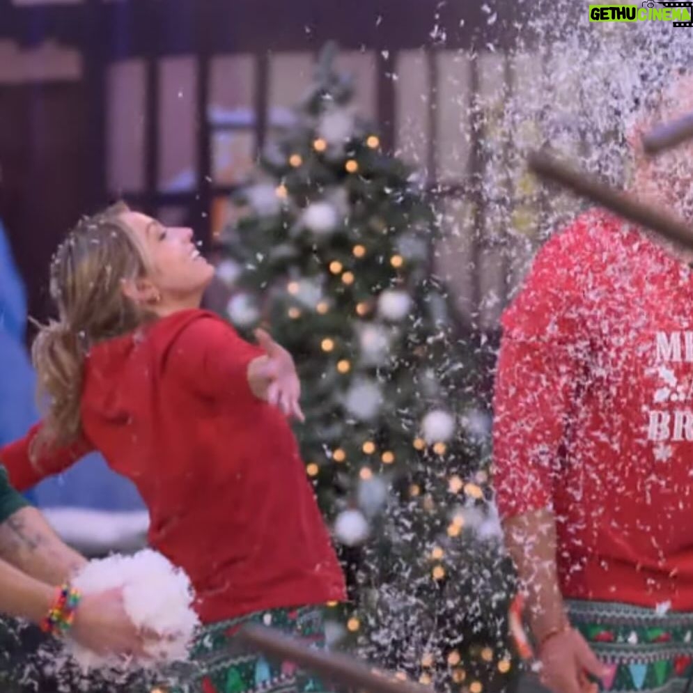 Britney Haynes - 5.4K Likes - Let her live. #reindeergames