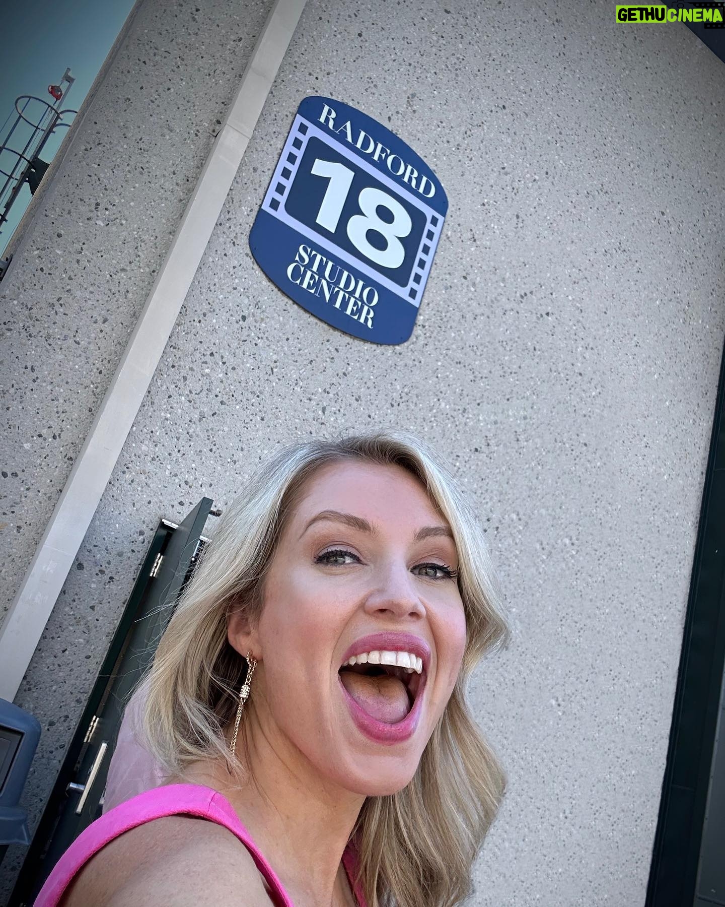 Britney Haynes - 8.5K Likes - A day that #BB dreams are made of - using a crowbar, a time laser, and some wiener puns all in a head spinning segment that taught us nothing except to #expecttheunexpected. BB you are my favorite kind of call! @frankiejgrande @bigbrothercbs