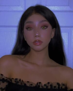 Brittany Panzer Instagram - it’s kinda giving Prythian Night Court iykyk ✨🌑✨