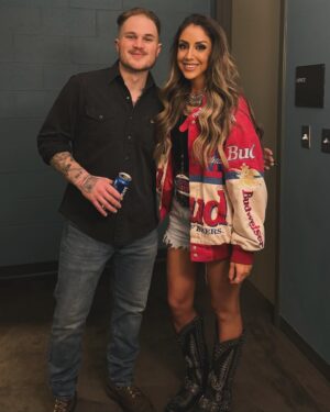 Brittany Baker Instagram - We’re having an all night revival. 🍻

#Pittsburgh #ZachBryan #AEW