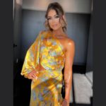 Brittany Baker Instagram - Alabama Bound with @realbrittbaker Glam for @kulturecity event ! @aew @aewglam Dress @revolve Designer @bronxandbanco Earings @headlinebymm #orlandomakeupartist #orlandomua #orlandohairstylist #orlandobridalmakeup #aew #alabamamakeupartist #weddingflorida #tampamakeupartist #yourfavoritemakeupartis #behindthechair