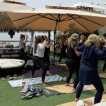 Brooke Burke Instagram - Monday mornings at the LOUNGE. My office today. #HOT yoga sculpt, interview, superfood #smoothie ✔️✔️✔️