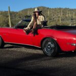 Brooke Burke Instagram - Roadside 🐾❤️🌵#1968 RS
