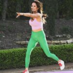 Brooke Burke Instagram – I hope this year you change your strength 💚 strong commitments 💚 strong relationships 💚 strong boundaries 💚strong core 💚strong connection 💚purpose. #BrookeBurkeBODY your #Strong Community. #getmyfitnessapp