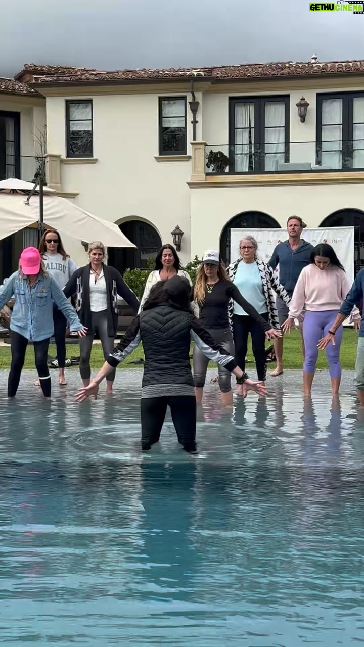 Brooke Burke Instagram - Saturday WELLness vibes✨ I’m speechless, grateful & full of love. The secret to longevity begins with purpose, community & connection. Thank you everyone for making this day so magical.
