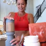 Brooke Burke Instagram - Here’s what I’m doing different... #essential amino acids. Adding more protein to my diet. This is my daily shake recipe. #longevitybybrookeburkebody super food cacoa powder, almond milk, frozen banana, cinnamon, leucine, tsp almond butter, tsp MCT oil. #intermittentfasting #smoothie #whatieatinaday #brookeburkebody THX Dr. Mel