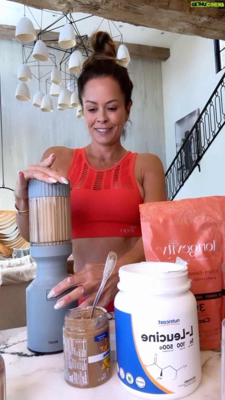 Brooke Burke - 4.7K Likes - Here’s what I’m doing different... #essential amino acids. Adding more protein to my diet. This is my daily shake recipe. #longevitybybrookeburkebody super food cacoa powder, almond milk, frozen banana, cinnamon, leucine, tsp almond butter, tsp MCT oil. #intermittentfasting #smoothie #whatieatinaday #brookeburkebody THX Dr. Mel