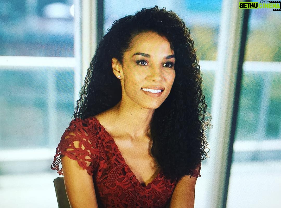 Brooklyn Sudano - 1.2K Likes - #tbt Getting ready for my close up! BTS of @nbctaken press #situpstraightbrooklyn