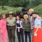 Brooklynn Prince Instagram - Blessed ya with some @cocainebear BTS. Still have to@pinch myself that I got to work with these stars! ✨🐻 Who was YOUR favorite Cocaine Bear character?