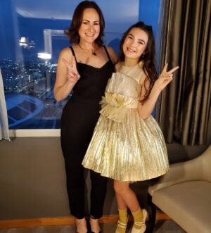 Brooklynn Prince Instagram - Last night was a dream. 💫💛

Dress: @junonafashionhouse ⭐️
Hair/MU: @emilylynnandcompany 💄
Styling: My Mama❤️
Photos: Aunt Kendall 🙃