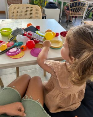 Bruna Quintas Instagram - Registos de um fim de semana marcado por piqueniques, brinquedos e amor 🧡🌼🌿🌈