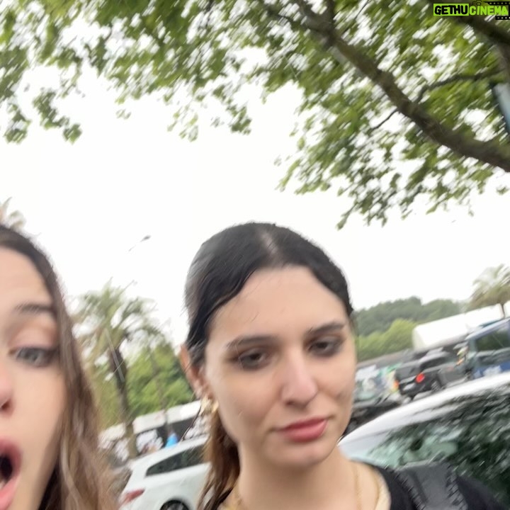 Bruna de Magalhães - 3.8K Likes - eu não acredito que isto é a minha vida 😍😍😍♥️♥️♥️♥️