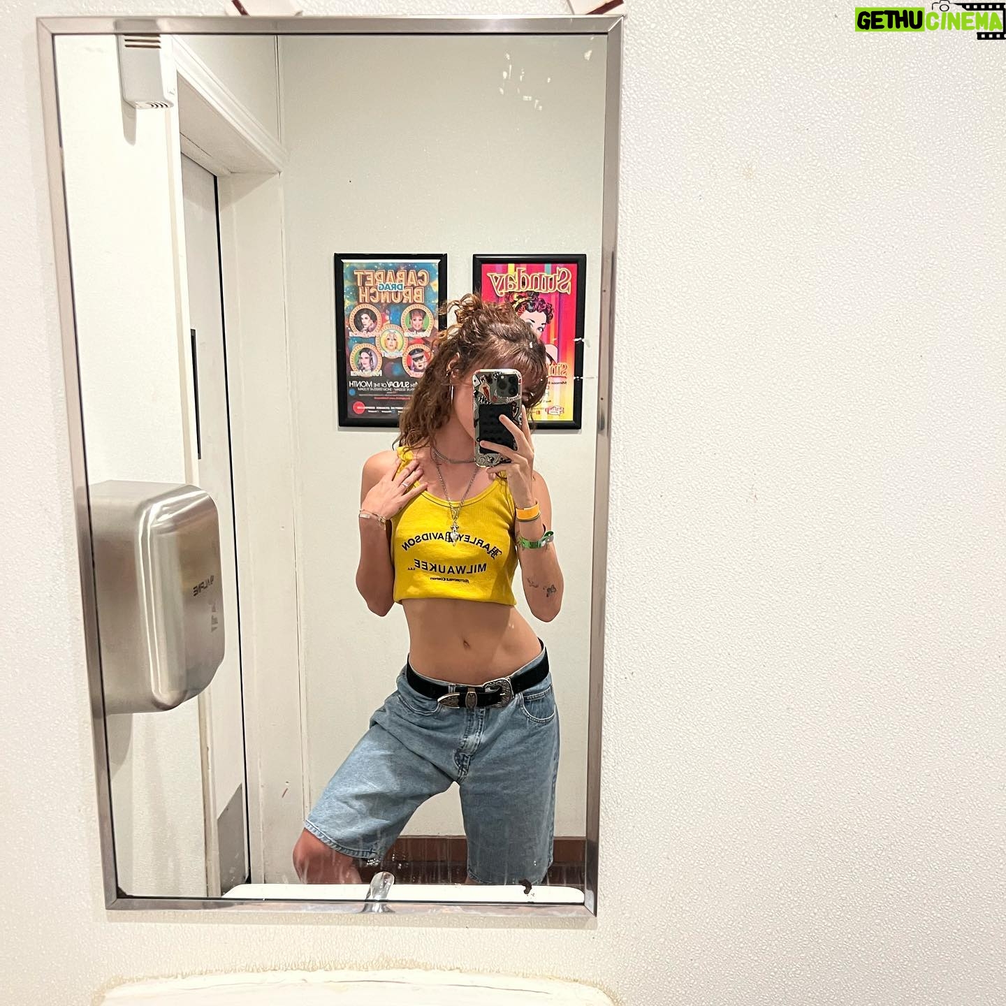 Bryana Salaz Instagram - did i miss lesbian visibility week do i have to wait a whole yr to be seen, loved, validated, worshipped YET again