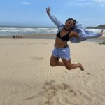 Buntu Petse Instagram – Sun of a beach!☀️🌊😂