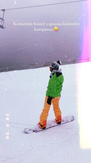 Burçin Abdullah Instagram - ⛷

#l4l #likeall #followforfollowback #snow #snowboard #snowing #winter #wintersports #colors #ski #palandöken #erzurum