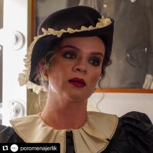 Burcu Altın Instagram - Haydi gel pazar 🎈🎈🎈 #Repost @poromenajerlik with @make_repost
・・・
Oyuncumuz Burcu Altın Deprem’in konuk oyuncu olarak yer aldığı Menajerimi Ara dizisinin set arkası fotoları... Pazar akşamı herkes ekran başına @burcualtindeprem @startv @ayyapim @alidemir @pablopablo23 @minegulercasting @menajerimiaradizi #menajerimiara #burcualtın #burcualtındeprem @poromenajerlik