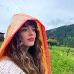 Buse Meral Instagram - yağmur kombin💦🧡