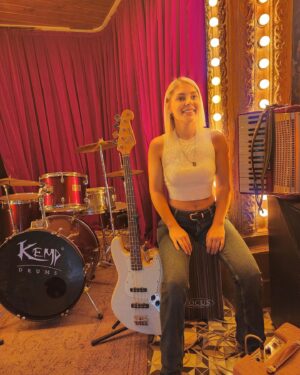 Buse Sinem İren Instagram - workworkworkworkworkwork