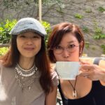 Byeon Jung-su Instagram - L.A는 햇볕이 진짜 쎄네요 🌞🌞 여기서도 선글라스 물어보는사람들이 왜이리 많아! 쉬크하면서도 풀사이즈라 이쁘데요 -진짜 선택 잘했으☝🏼 이제 3일날 딱 오픈합니다 ! 조금만 더 기둘려봐용 💨💨 달바보르피린은 한세트 가져왔더니 벌써 온식구랑 쓰니 금새네요 (팩은 다쓴거 실화냐??🙈) 이번주까지만 오픈해 줄께용 이뻐지는 사람은 보르피린 다 알아요 햇볕 즐기는 사람도 다 알죠❓ 스타일리쉬한거 찾기 힘들어요 !! A. 제나 티타늄 RD (마젠타) B. 제나 티타늄 OR (오렌지) C. 꼬모 (블랙) D. 꼬모 (핑크 그라데이션) E. 꼬모 (레오파드) 모두 가볍고 코받침이 있다는데 깜놀주의 ‼️ 💢2개 이상 구매 또는 꼬모 선글라스 구매자에게 안경줄 1개 증정! (정상가 35,000원) 👁️‍🗨️Ssolux xHoya🔜6.3th 우선은 그냥 보슈!!! 내가 딱 원했던 스타일!