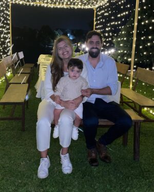 Ángeles Balbiani Instagram - Feliz año para todos! Gracias por los que lo hicieron mejor. Y gracias @mariaalbero_oficial por recibirnos!