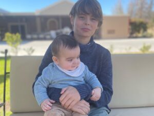 Ángeles Balbiani Instagram - Por estos dos, mi vida entera!
Feliz día para mi! Hoy, ayer y todos los dias