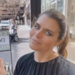 Ángeles Balbiani Instagram - Pincita, cera, rasuradora, cremas? Para que? si todo vuelve a empezar al mes siguiente. Peeeeero hace como yo y olvidate de ellas con @depilifeargentina , no sólo porque la depilacion es definitiva, sino porque es rápido e indoloro. Viste cuando decís: “por que no lo hice antes?” Bueno así, lo mejor: las sesiones no vencen y tenes una consulta gratuita para evacuar dudas