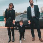 Ángeles Balbiani Instagram - Estamos de casorio! Y el más chiquito siempre con el look de @claraclares que es la numero 1!