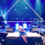 Áurea Instagram - A @aureamusica regressou à @agrival_penafiel e encantou todos os que por lá passaram. A abertura do concerto ficou a cargo da Bia Lopes. #henriquepinheirogroup #agrival #aurea #bialopes #municipiodepenafiel #penafielactiva
