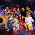 Áurea Instagram - O que dizer desta temporada de @thevoiceportugal ? Foi das experiências mais bonitas da minha vida profissional, confesso que já sinto saudades.. Estive ali como mentora mas sinto que aprendi muito mais do que ensinei, para muitos é apenas um programa de televisão, para mim é uma segunda família e é bom ver a esperança, a pureza e o brilho nos olhos desta nova geração.. é ter a garantia que o futuro vai ser bonito💛 Obrigada a toda a equipa, a toda a produção, é maravilhoso poder trabalhar com gente boa, talentosa e com um brio profissional acima da média👏👏 À nossa banda e equipa de vocal coach que vive e vibra connosco a cada momento, são brilhantes!! Aos meus colegas mentores.. foi tãããão fixe fazer isto com vocês😍 @fernandodaniel , raios te partam com o tri🤣🤣🤣🤣 Parabéns a ti e à nossa @juliamachadopt pela vitória, ela merecia muito isto! @catarinafurtadooficial , és a rainha disto tudo caramba, ninguém faz isto como tu.. tens o meu coração, sempre! @catarinabmaia , que seja o início de uma longa caminhada, tão bom assistir a tanto talento de perto, és incrível!! A toda a #equipaaurea, obrigada por me entregaram a responsabilidade de vos acompanhar nesta aventura, guardo um bocadinho de cada um de vocês no meu coração e mal posso esperar por ver os vossos triunfos no furturo! @_mariapedro5_ , foi um orgulho ver-te chegar tão longe, isto foi só o início!👏👏👏💛💛💛