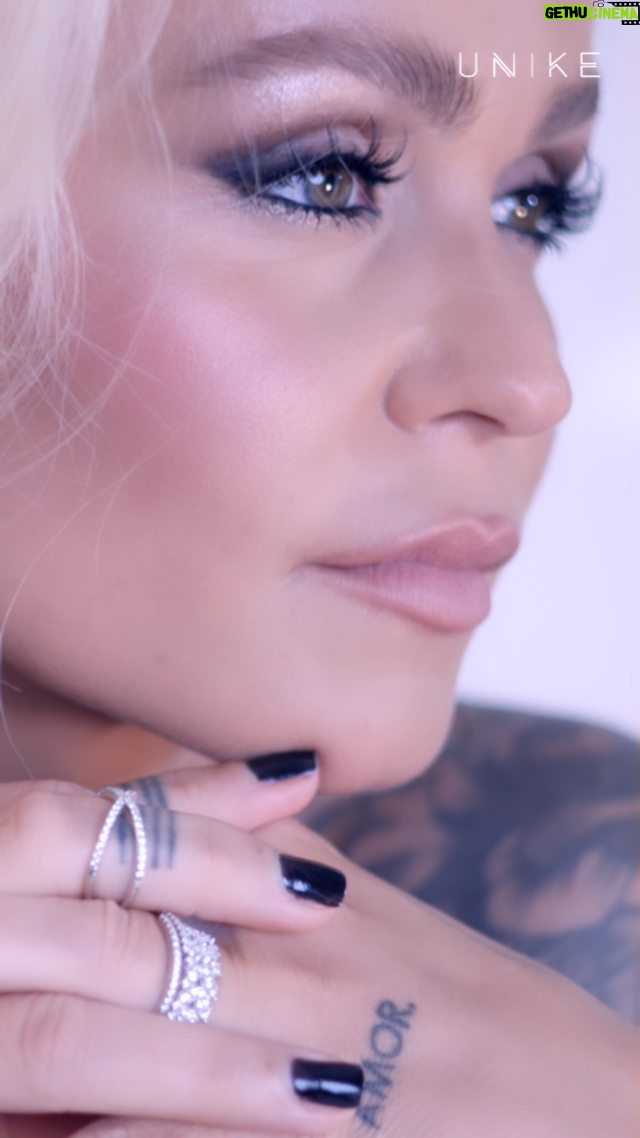 Áurea Instagram - Já viram a nova campanha da @unike_jewellery ?? Tem peças lindas e já estão disponíveis💛🔥 Qual é a vossa favorita? #newlaunch #unikeftaurea