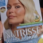 Áurea Instagram - #pub Há alguns anos, na primeira vez que pintei o meu cabelo em casa com o número 100, estava longe de imaginar que um dia ía ter a minha imagem associada à Garnier Nutrisse! É um gosto enorme ser uma das novas embaixadoras desta marca💛💛💛 #UmaCorUnicaComoTu @garnierportugal