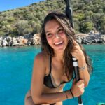 Çağla Boz Instagram - tamamen kisa sacmi uzun sacmi sorusu icin atilmis bir post zaten profil duzeniyle alakali en ufak fikrim yok biliyorsunuz :/