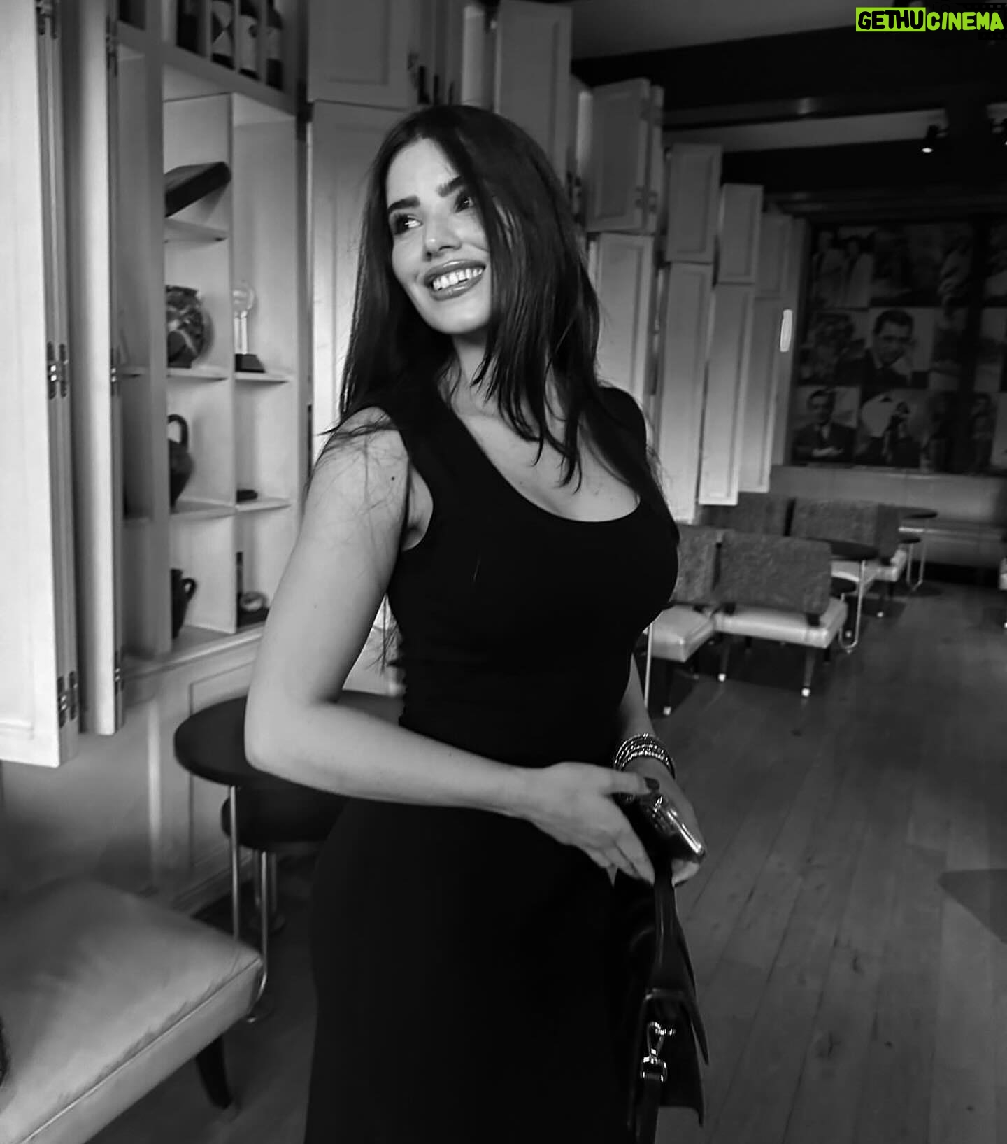 Çağla Boz Instagram - 🌸 #frommysunshinesbday #happiest26