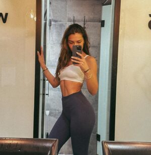 Çağla Boz Instagram - cok iyi hafta kapanisi #weeklytrash