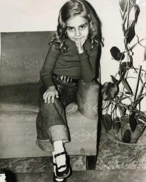 Çiçek Dilligil Instagram - @yasambirsinema bende bile olmayan bir fotoğrafım ile bu haftamın keyifli başlamasına sebep oldu ☺️ Teşekkür ediyorum..