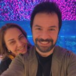 Çiçek Dilligil Instagram – Tatilde olmak hele ki ❤️ ile .. Kısılır elbet gözüm, yayılır ağzım, dağılır saçım.. Filtresiz haller. Yani hep biz gibi. Filtresiz ❤️ @boraoztoprak
Amannnnn 🧿🧿🧿🧿🧿🧿