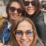 Çiçek Dilligil Instagram – Vallahi arkamda, sağımda, solumda olmasanız böyle olmaz. Biliyorsunuz 🙏❤️🧿 Seviyorum siziiiiiii.. @wetalentmanagement @sselensozer @elcinurasli . Geçen seneye teşekkür ettik,  2024 sıra sende, hazırız 🏆
