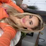 Élodie Routhier Instagram - 🧡