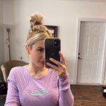 Élodie Routhier Instagram – Tu m’avais manquée blondie 🙄😎 promis je te quitte plus