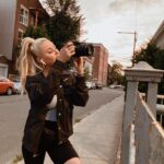 Élodie Routhier Instagram - Plus je viellis plus l’artiste en moi prend place.